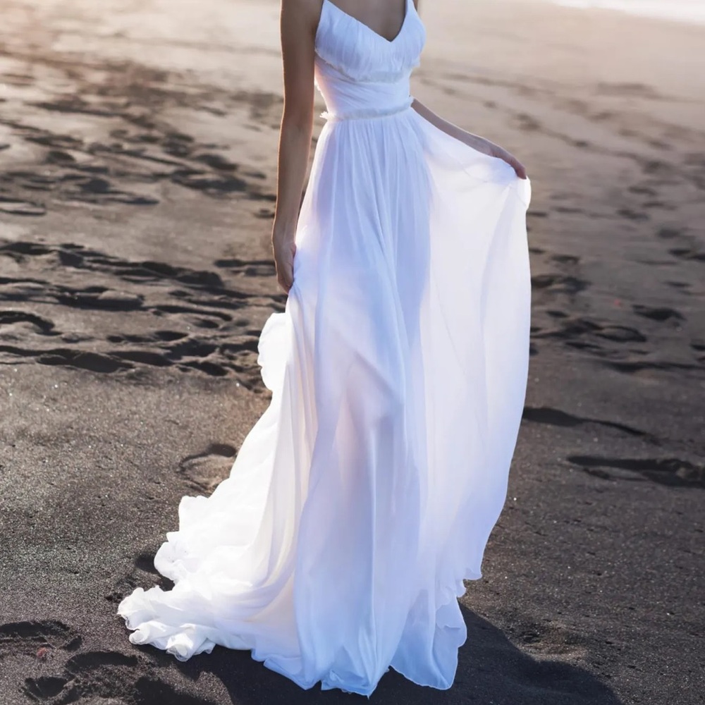 Wedding dress
Rara Avis